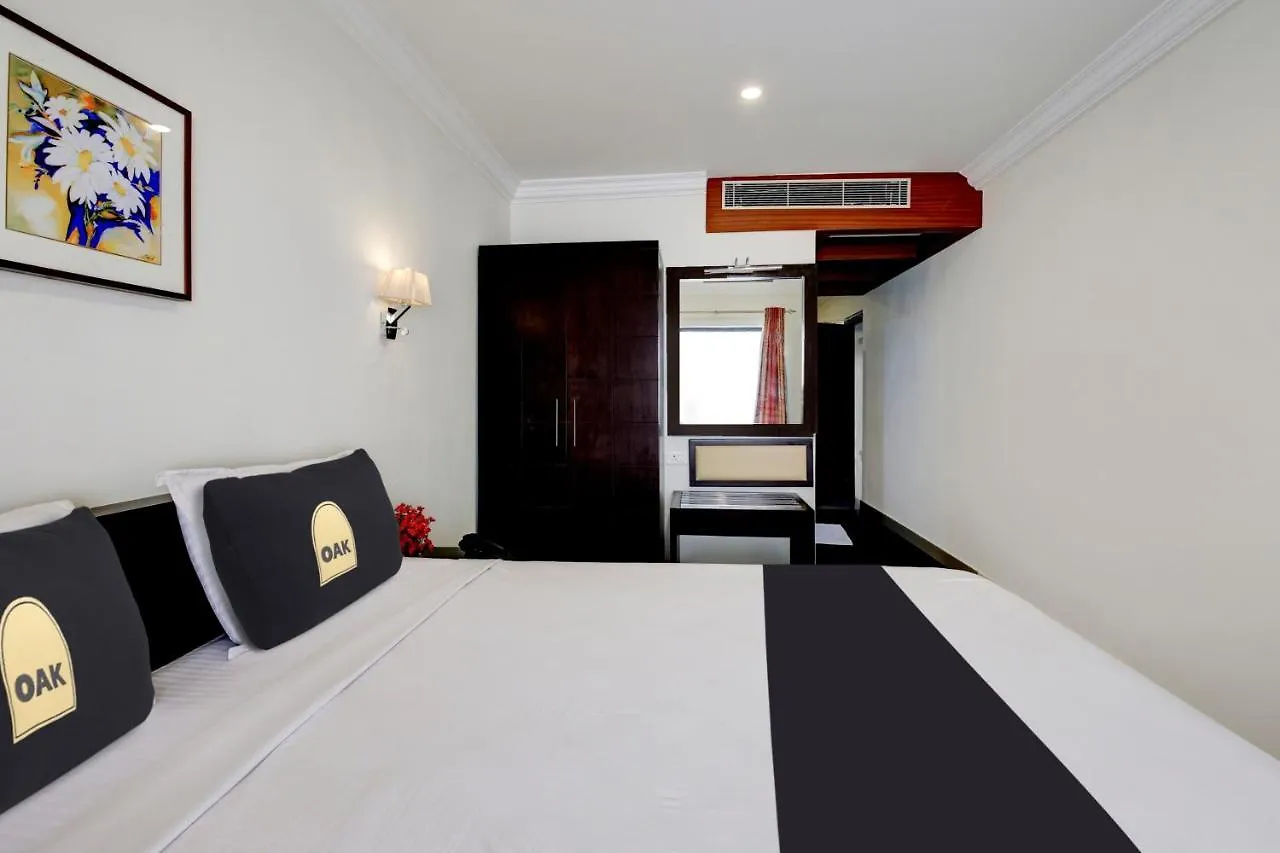 Collection O Hotel Grand Regency Angamali