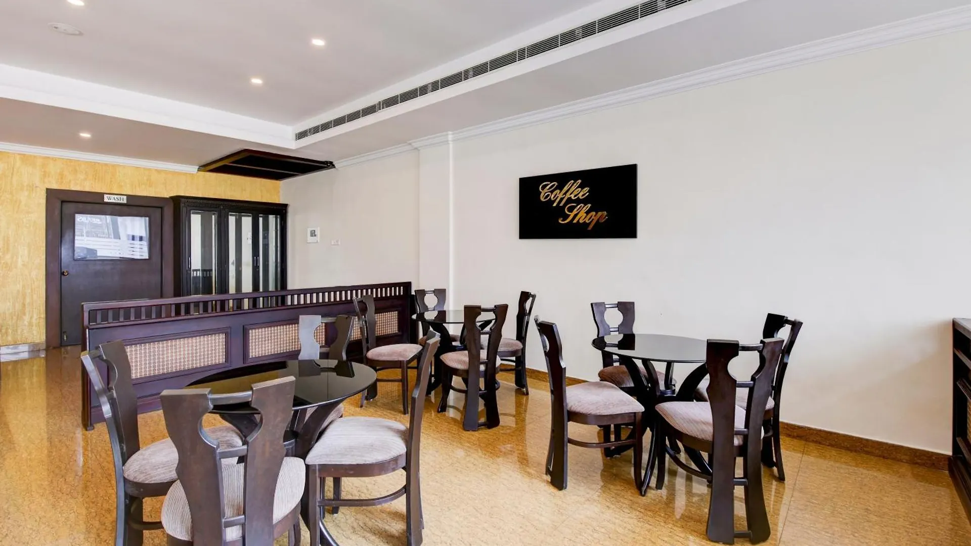 Collection O Hotel Grand Regency Angamali