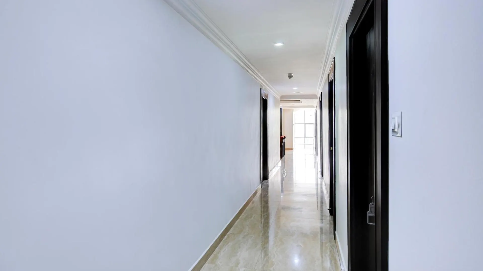 Collection O Hotel Grand Regency Angamali
