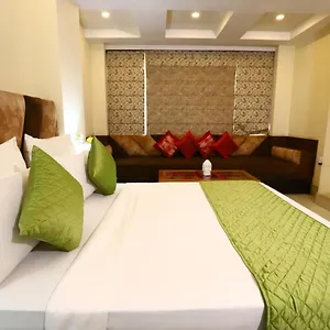 https://hotel-picasso-a-priviledge-inn-delhi.top-gurgaonhotels.com
