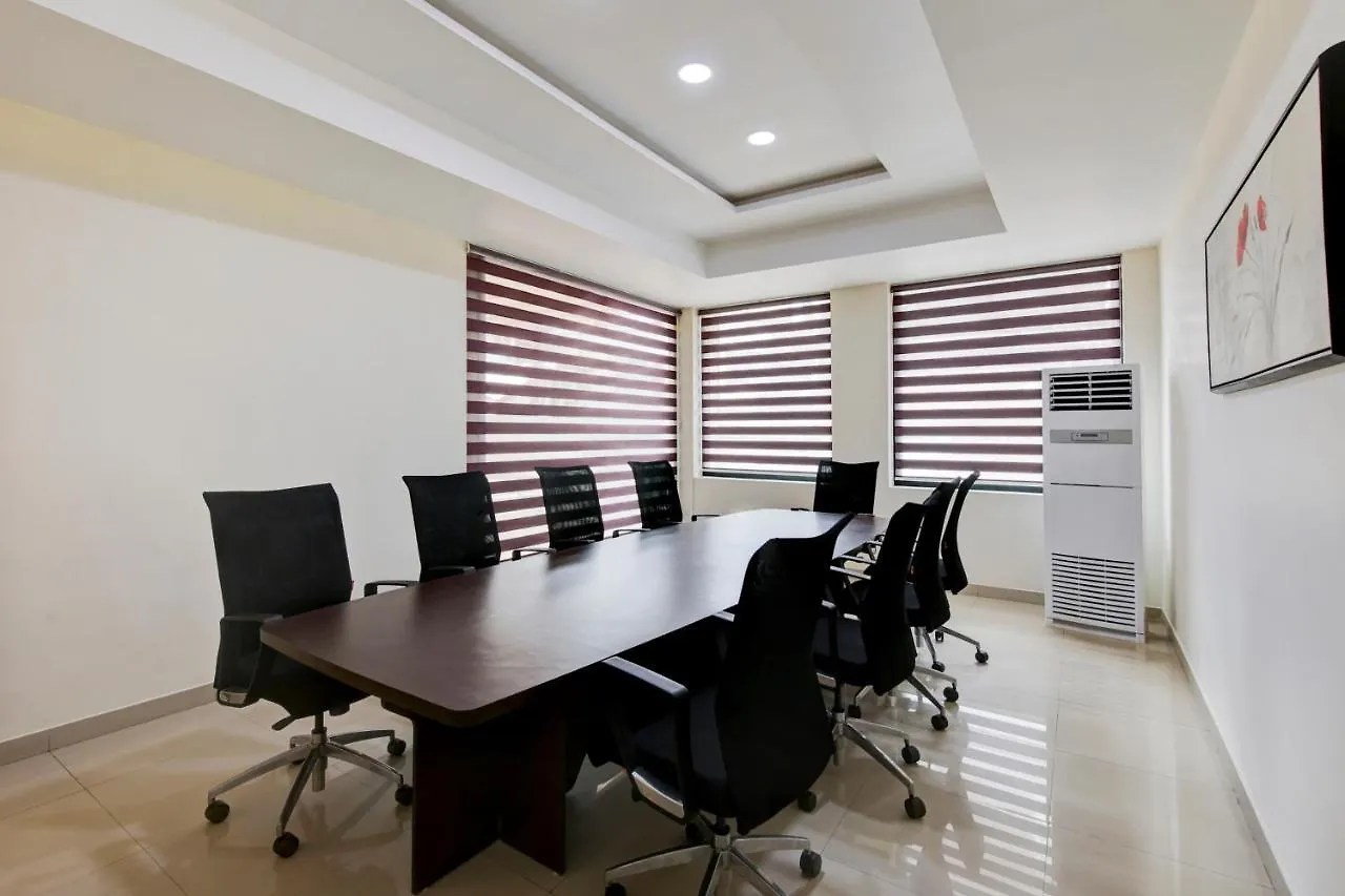 ***  Collection O Hotel Grand Regency Angamali India