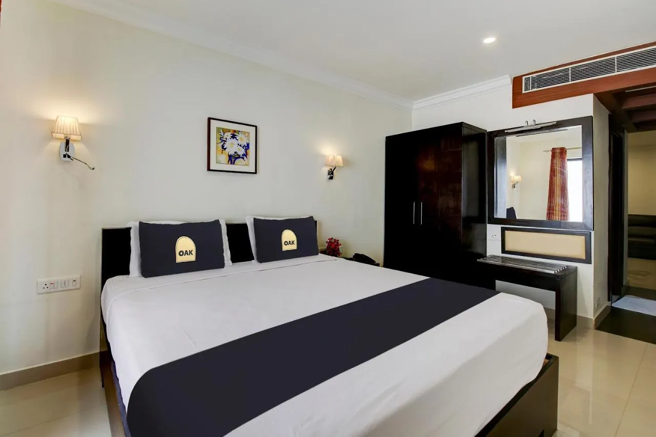 Collection O Hotel Grand Regency Angamali