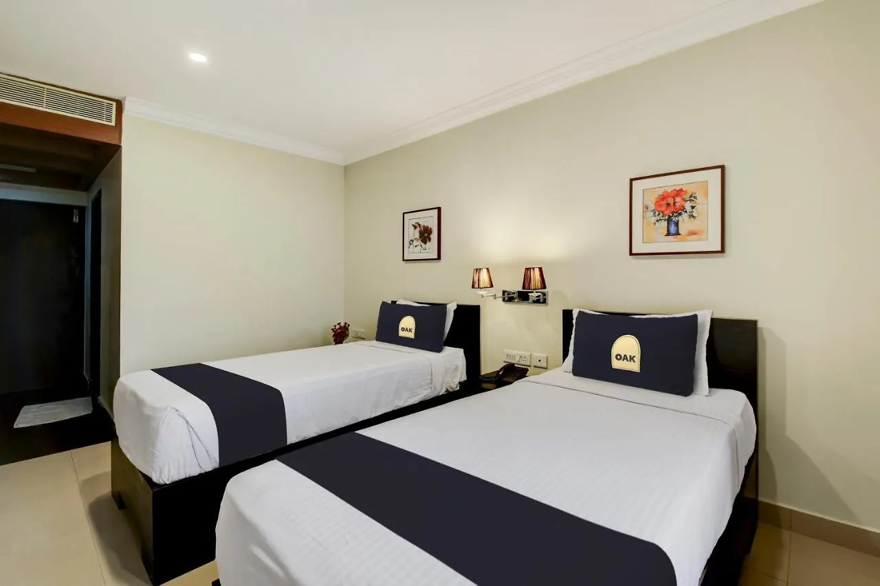 Collection O Hotel Grand Regency Angamali